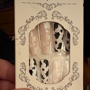 A Classy Chic Boutique Black and White Cow Print Press-On Nails❤️